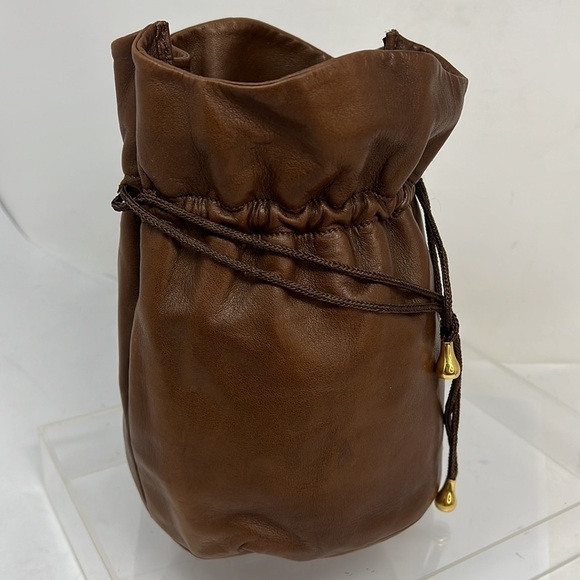 Gucci Leather Cinch Small Bucket Bag Purse - Picture 4 of 12